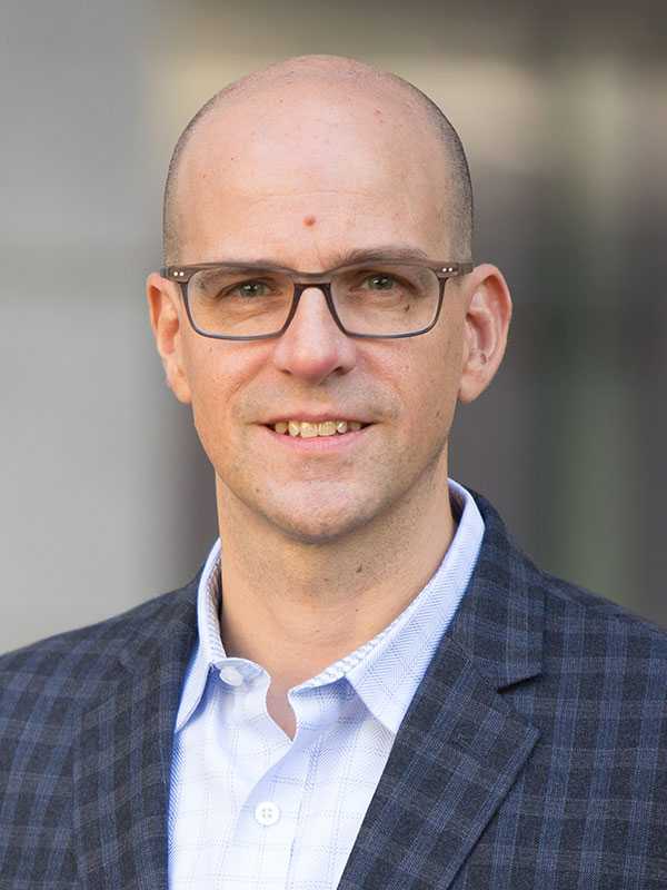 Dr. Ulrich Steidl