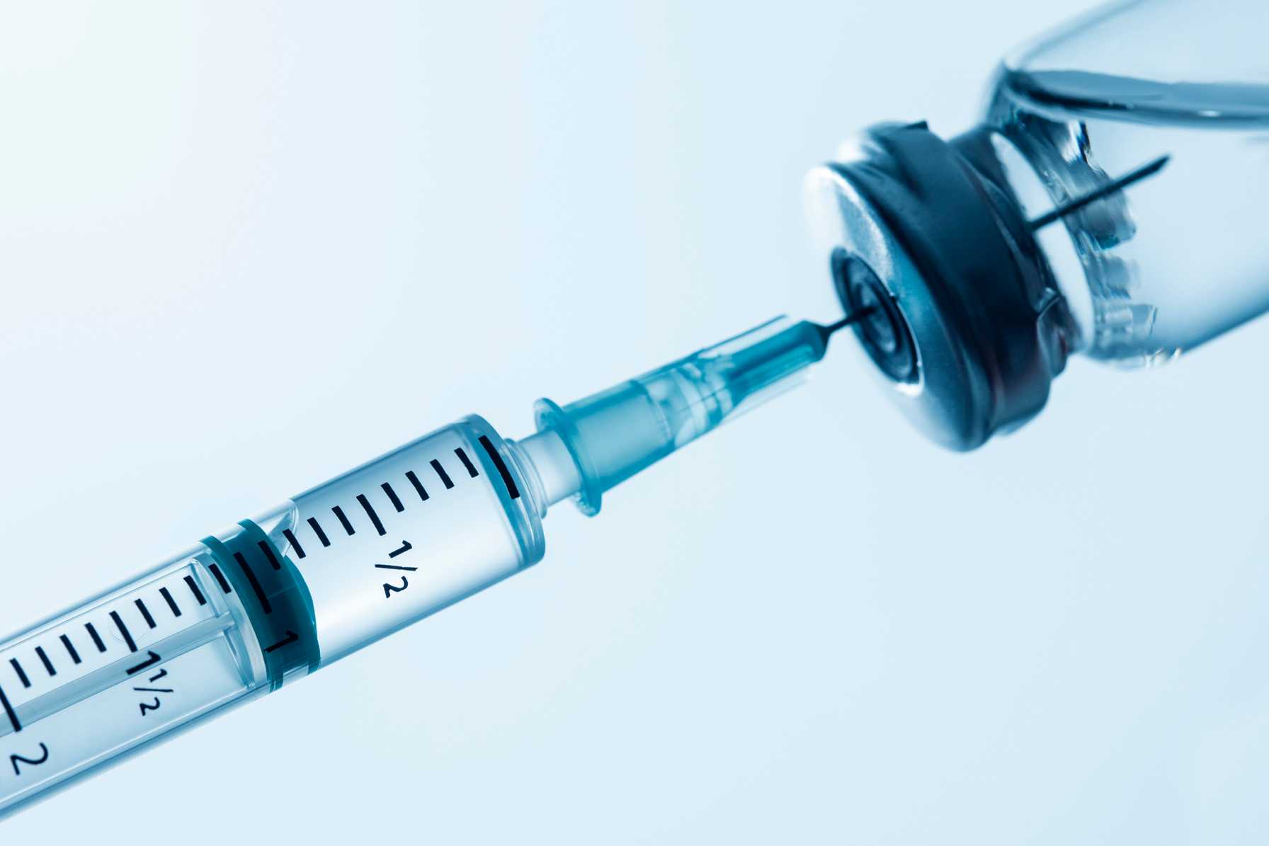 Aggregation Properties of Triamcinolone Acetonide Injection in Human Serum: Considerations when Performing Epidural Steroid Injections